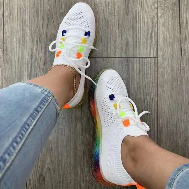 VMAE 2021 Wholesale Low MOQ 4 Colors For Women Outside Sport Breathable Comfortable Knit Casual Sports Shoes
VMAE 2021 Wholesale Low MOQ 4 Colors For Women Outside Sport Breathable Comfortable Knit Casual Sports Shoes