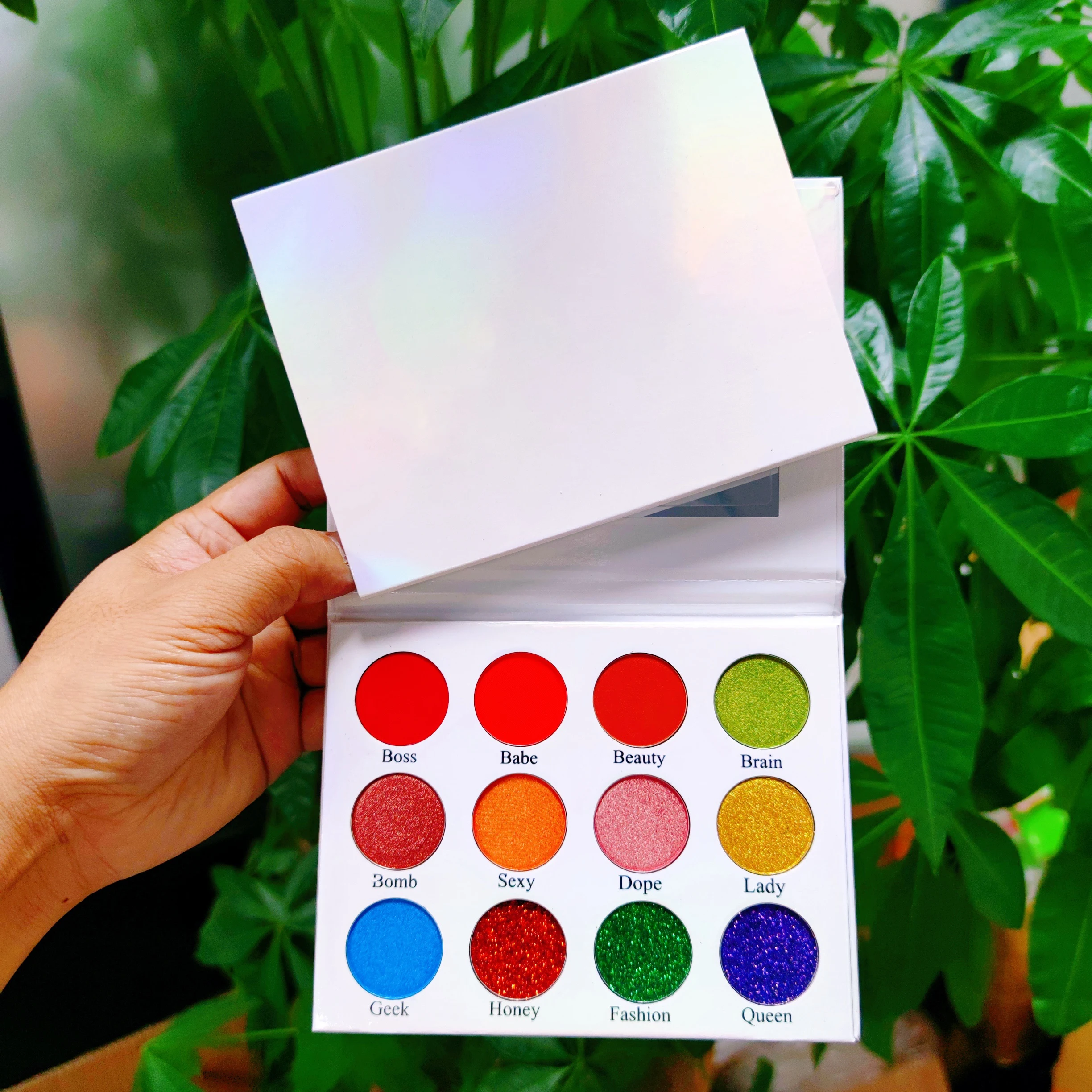 Free Sample Factory Price Beauty Eyeshadow Makeup Make Your Brand Custom Eye Shadow Powder Shimmer Matte Eyeshadow
Free Sample Factory Price Beauty Eyeshadow Makeup Make Your Brand Custom Eye Shadow Powder Shimmer Matte Eyeshadow