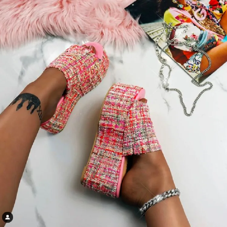 new design fashion women sandals candy color sweet style platform slippers ladies outdoor high heel slides
new design fashion women sandals candy color sweet style platform slippers ladies outdoor high heel slides