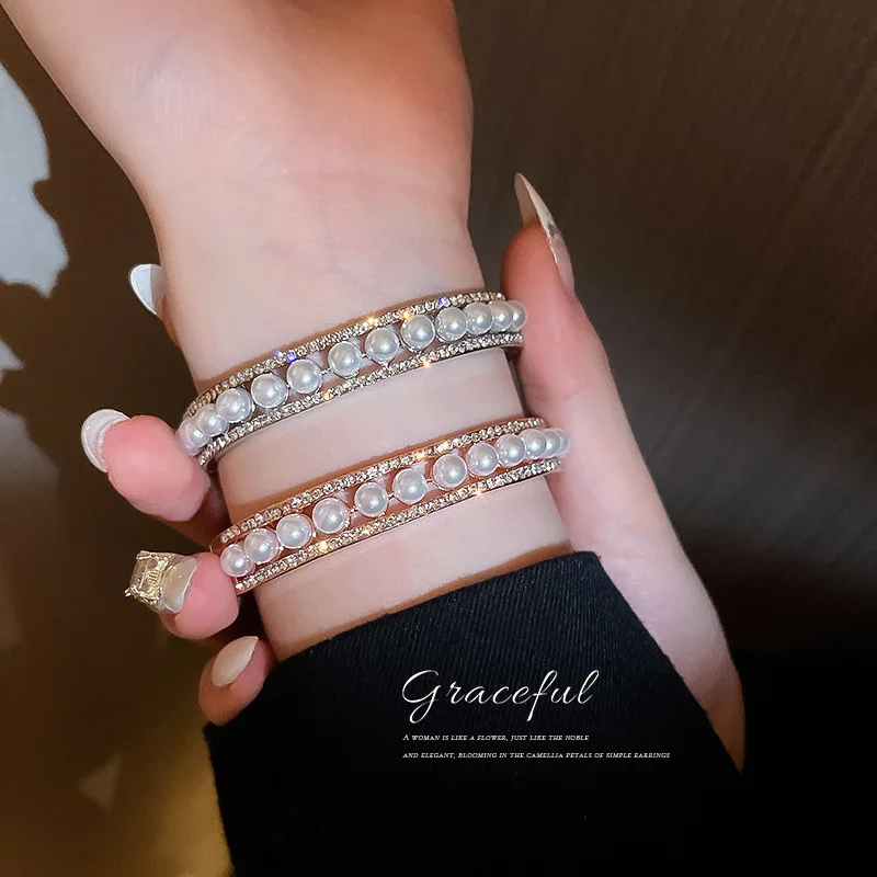 Ins 18K Gold Plated Round Full Crystal Bracelet Luxury Korean New Design Bling Rhinestone Crystal Pearl Beaded Charm Bracelet
Ins 18K Gold Plated Round Full Crystal Bracelet Luxury Korean New Design Bling Rhinestone Crystal Pearl Beaded Charm Bracelet