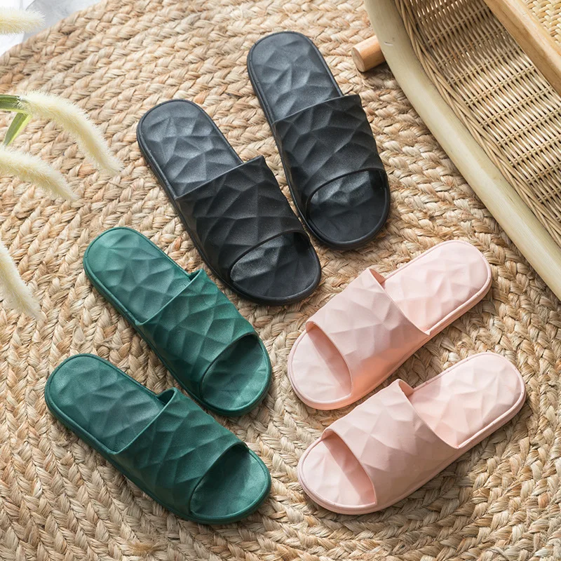 2021alibab indoor Non-slip Couples bathroom flat PVC wholesale shops of custom stock leisure summer women's men's casual sandals
2021alibab indoor Non-slip Couples bathroom flat PVC wholesale shops of custom stock leisure summer women's men's casual sandals