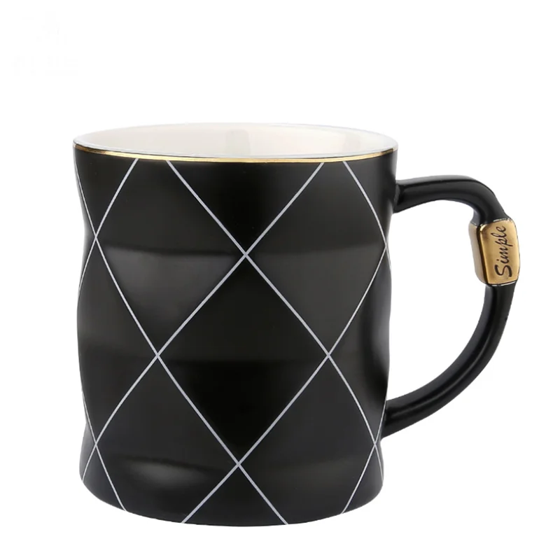 UCHOME Gold painted black and white lattice ceramic mug Nordic creative mug coffee cup, White,black
UCHOME Gold painted black and white lattice ceramic mug Nordic creative mug coffee cup, White,black