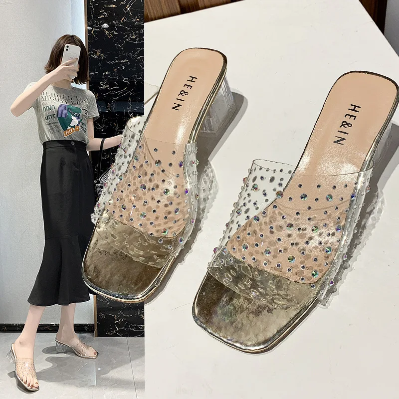 Wholesale thick heel high heel women slippers summer new crystal shoes medium heel sandals and slippers large size
Wholesale thick heel high heel women slippers summer new crystal shoes medium heel sandals and slippers large size
