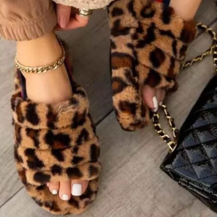 Wholesale Winter Thick Bottom Fish Mouth Fur Slides Plush Cotton Ladies Slippers Women's Sandals Slides for Women
Wholesale Winter Thick Bottom Fish Mouth Fur Slides Plush Cotton Ladies Slippers Women's Sandals Slides for Women