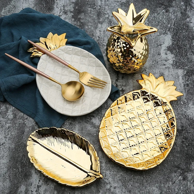 Creative Pineapple Leaf Shape Food Storage Jewelry Plate Trinket Dish Tray Ceramic, White and gold
Creative Pineapple Leaf Shape Food Storage Jewelry Plate Trinket Dish Tray Ceramic, White and gold