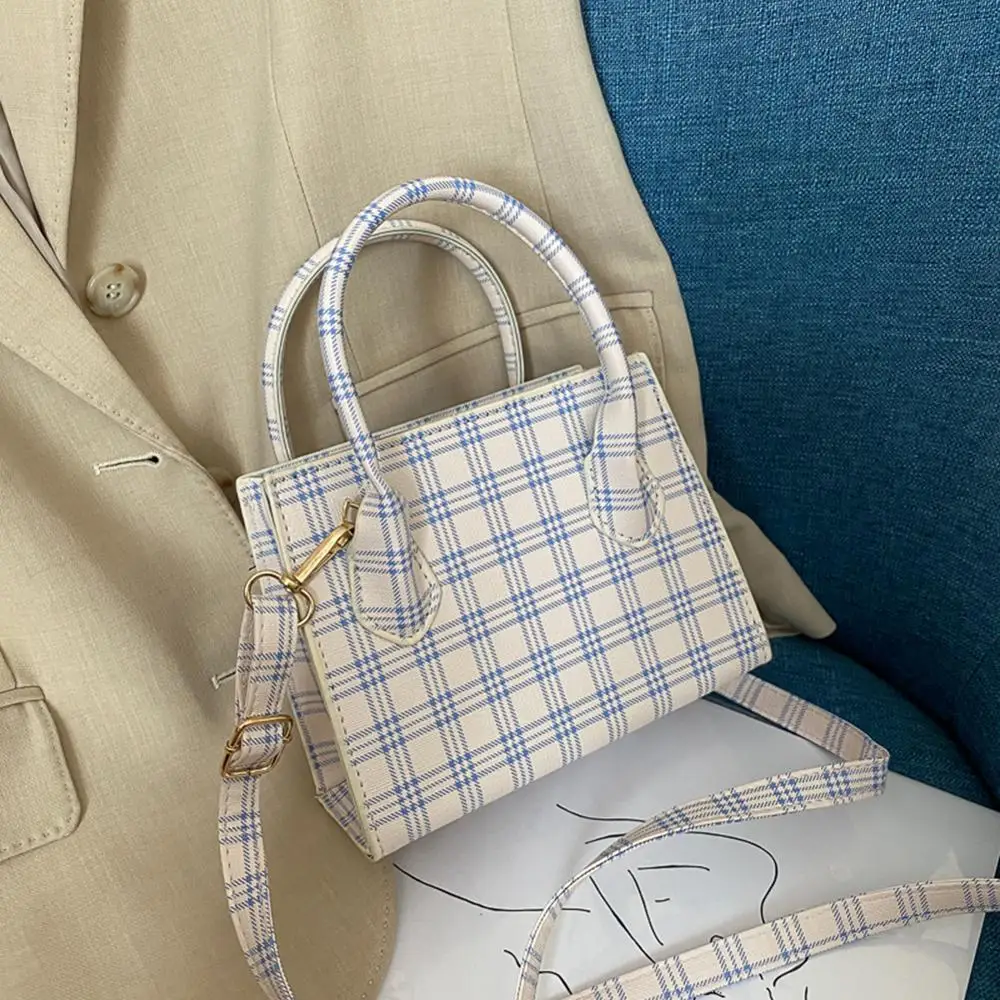 Small Plaid Pattern Solid Color PU Leather Crossbody Bags For Women 2021 Summer Lady Shoulder Handbags Female Simple Totes Purse
Small Plaid Pattern Solid Color PU Leather Crossbody Bags For Women 2021 Summer Lady Shoulder Handbags Female Simple Totes Purse