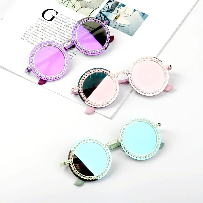 Bogoo 2020 UV400 Round Metal Frame Sunglasses for Kids Boys Girls Korean Fashion Baby Sun Glasses Vintage Retro Children Shades
Bogoo 2020 UV400 Round Metal Frame Sunglasses for Kids Boys Girls Korean Fashion Baby Sun Glasses Vintage Retro Children Shades