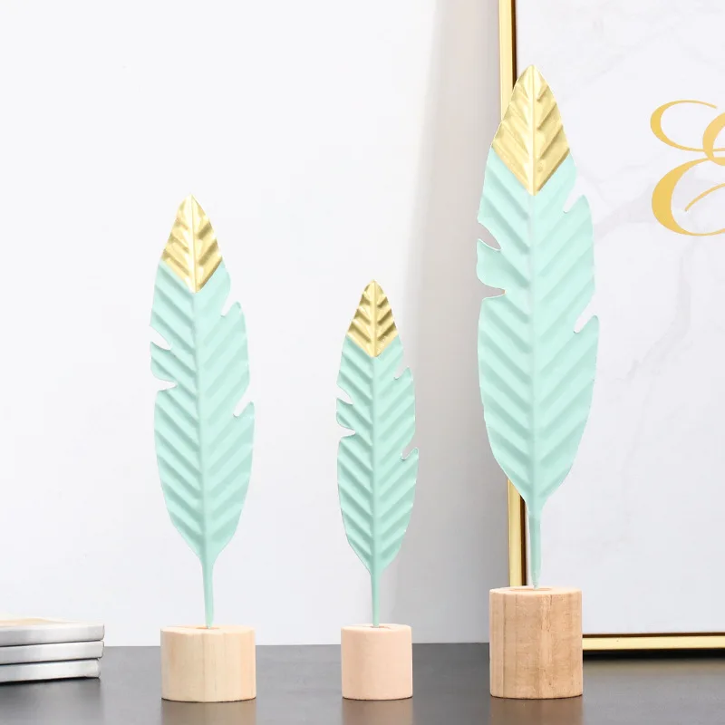 Nordic Interior Fashion Accent Modern Table Decorative Wrought Iron Feather Ornaments Home Decor Accessories, Customized color
Nordic Interior Fashion Accent Modern Table Decorative Wrought Iron Feather Ornaments Home Decor Accessories, Customized color