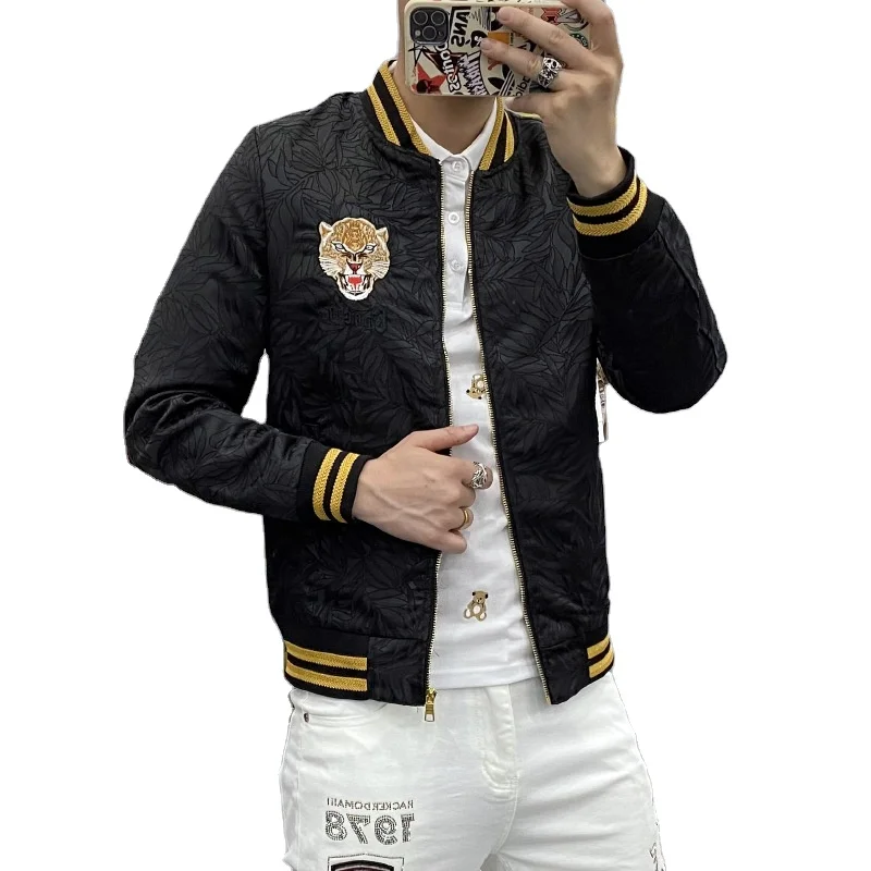Jacket men spring and autumn trend slim handsome retro tiger embroidery casual men's jacket jacket men's clothes
Jacket men spring and autumn trend slim handsome retro tiger embroidery casual men's jacket jacket men's clothes