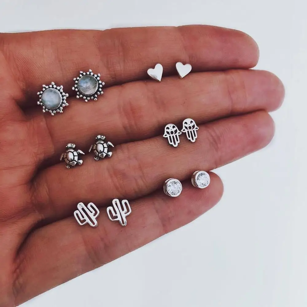 

6pairs/set Charm stud earrings set with 6 pairs of pearl rhinestone owl turtle cactus earrings for the ladies, Silver color