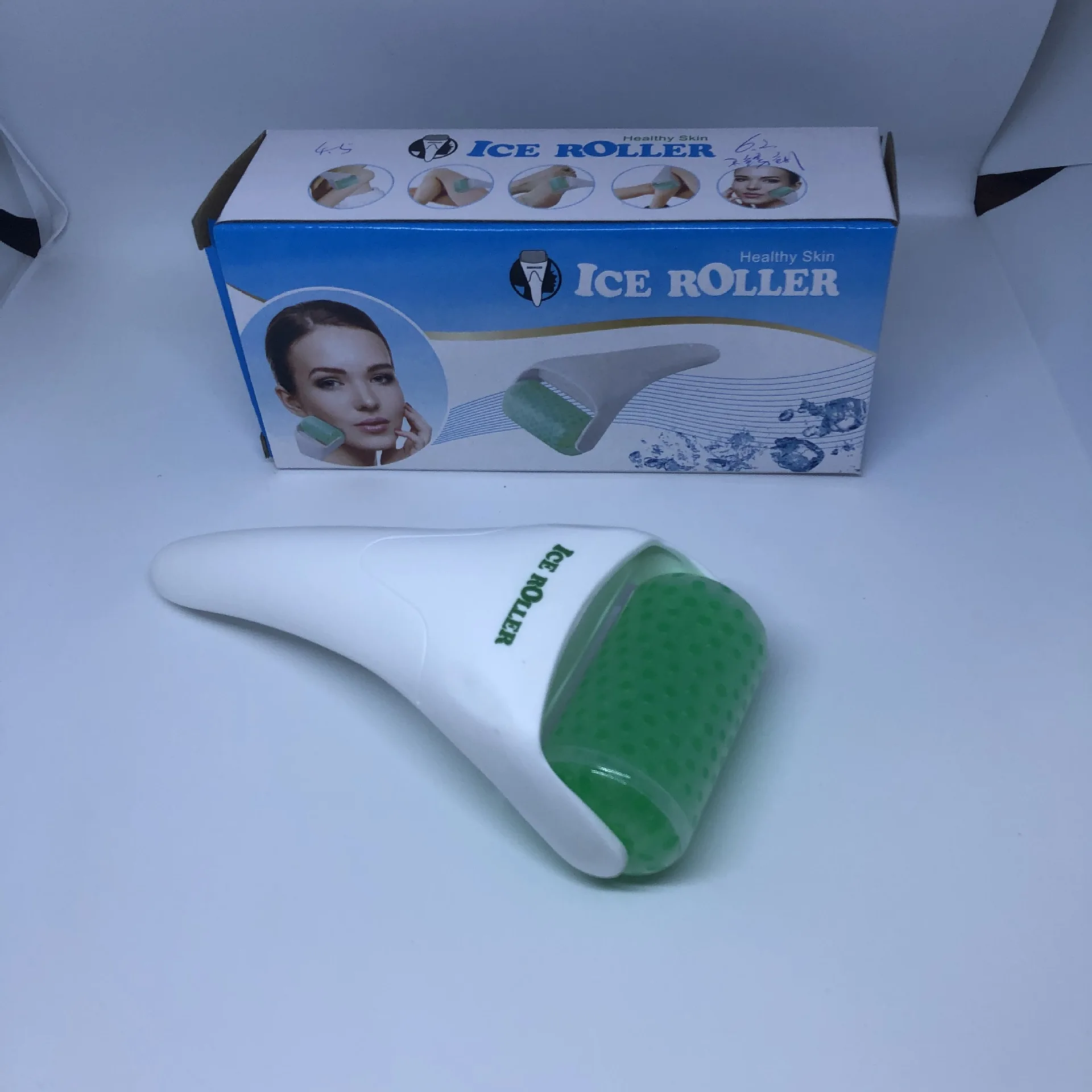 Manufacturer Skin Care Cold Therapy Plastic Handheld Stainless Steel Facial Ice Roller Derma Ice Roller Massager for Face, White
Manufacturer Skin Care Cold Therapy Plastic Handheld Stainless Steel Facial Ice Roller Derma Ice Roller Massager for Face, White