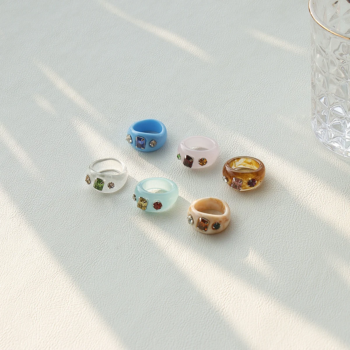 OUYE 2021 Spring Hot Sale Fashion Acid Acrylic Acetate Simple Colorful Ring Resin Ring Set Jewelry Resin Acrylic Rings For Women, Picture
OUYE 2021 Spring Hot Sale Fashion Acid Acrylic Acetate Simple Colorful Ring Resin Ring Set Jewelry Resin Acrylic Rings For Women, Picture