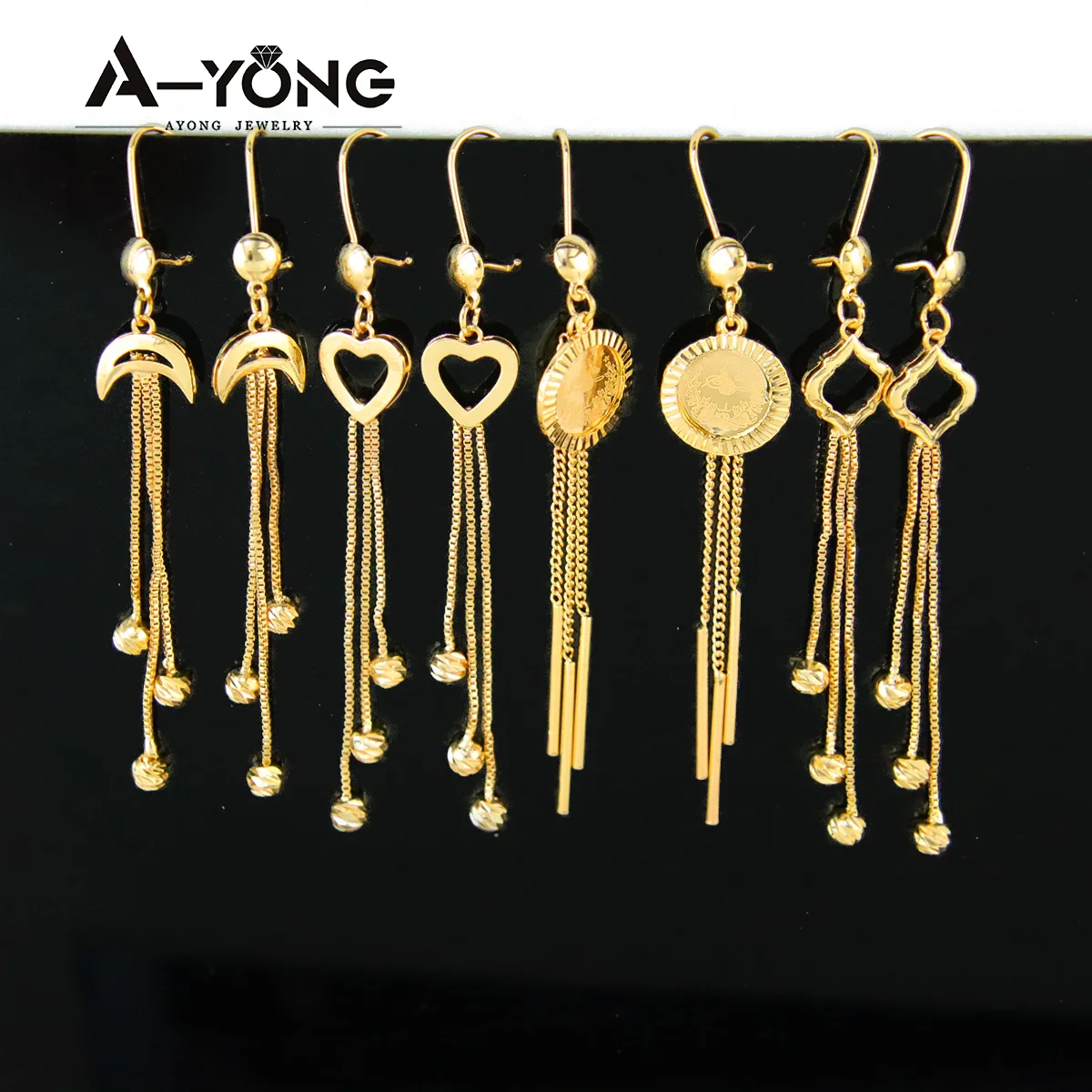 New Personality Trend Heart Shaped Brass Earrings Women Gold Plated Long Tassel Earrings
New Personality Trend Heart Shaped Brass Earrings Women Gold Plated Long Tassel Earrings
