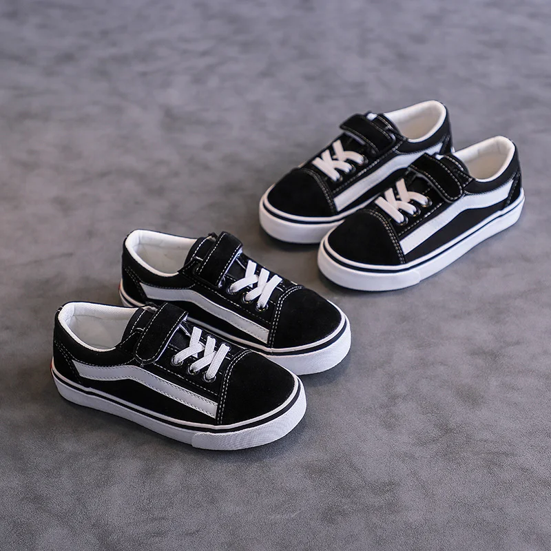Wholesale hot selling comfortable quality fabric children's boys anti skid designer canvas shoes, Black
Wholesale hot selling comfortable quality fabric children's boys anti skid designer canvas shoes, Black