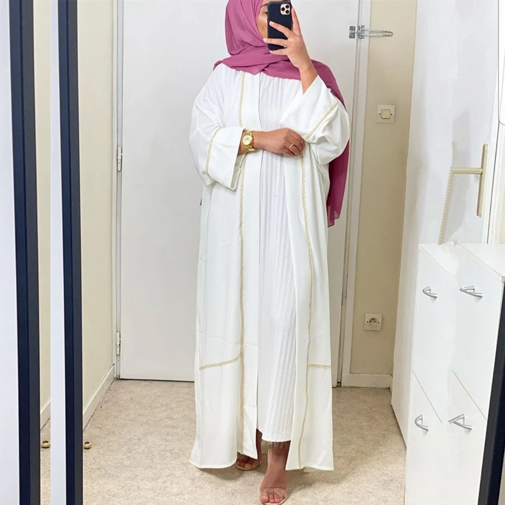 2021 dubai abaya kimono modest women cardigan open dress Muslim Islamic Clothing robe femme with tie belt, 2 colors
2021 dubai abaya kimono modest women cardigan open dress Muslim Islamic Clothing robe femme with tie belt, 2 colors