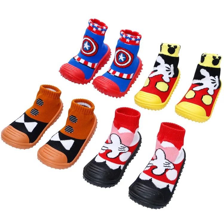 High quality stock cartoon animals waterproof floor baby shoe socks with rubber sole, Custom color
High quality stock cartoon animals waterproof floor baby shoe socks with rubber sole, Custom color