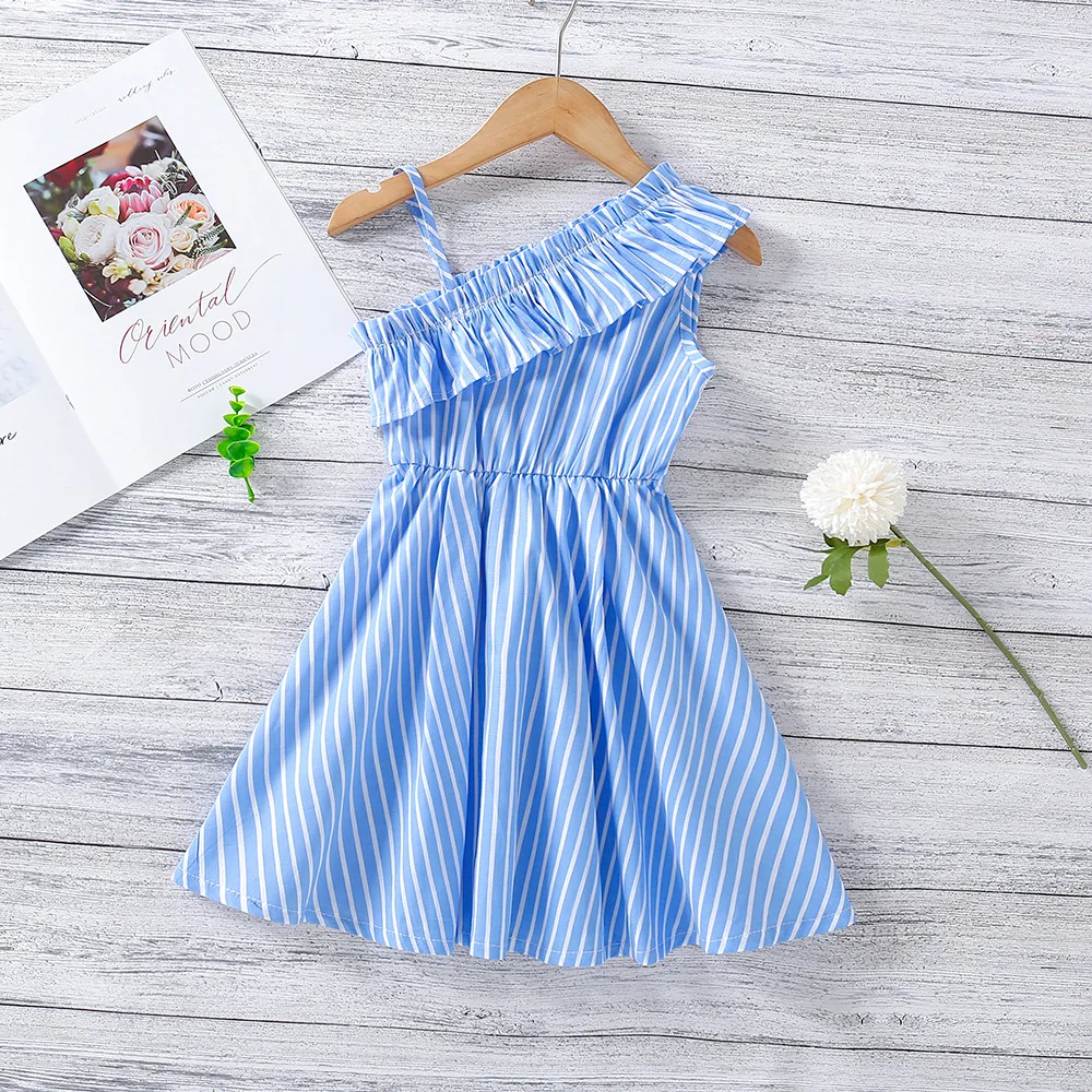 2021 New baby girls dress 2-6 years old girls' summer slant shoulder sleeveless white striped girls dress, Blue
2021 New baby girls dress 2-6 years old girls' summer slant shoulder sleeveless white striped girls dress, Blue