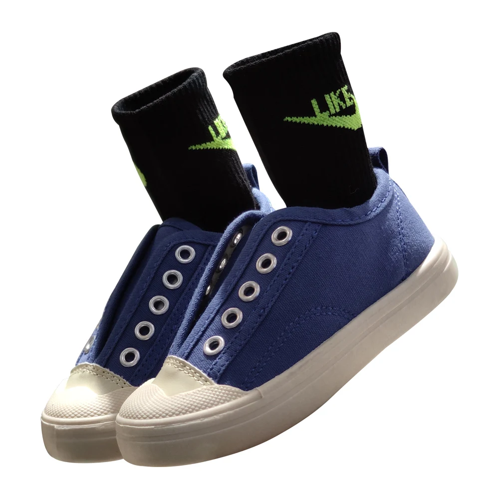 Spring 2021 new Boys and girls shoes casual canvas shoes soft-soled children's shoes, Gray
Spring 2021 new Boys and girls shoes casual canvas shoes soft-soled children's shoes, Gray