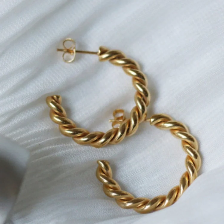 Trendy Jewelry Punk Woman Accessories 2021 Gold Stainless Steel Minimalist Hollow Circle Twist Stud Earrings For Woman, Silver gold
Trendy Jewelry Punk Woman Accessories 2021 Gold Stainless Steel Minimalist Hollow Circle Twist Stud Earrings For Woman, Silver gold