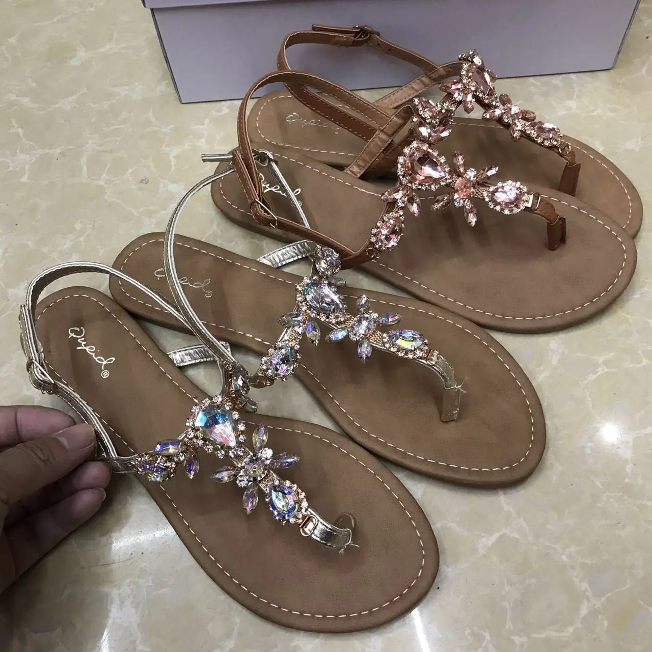 Women'S Beach Flat Sandals Flip Flops Flower Sandals Outdoor Women Luxury Slippers Sandals
Women'S Beach Flat Sandals Flip Flops Flower Sandals Outdoor Women Luxury Slippers Sandals
