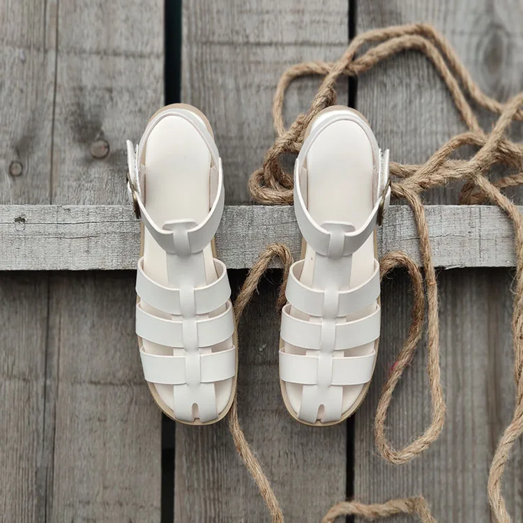 Girls prepare sandals 2021 summer new Roman sandals casual flat woven hollow fashion bag women's shoes
Girls prepare sandals 2021 summer new Roman sandals casual flat woven hollow fashion bag women's shoes