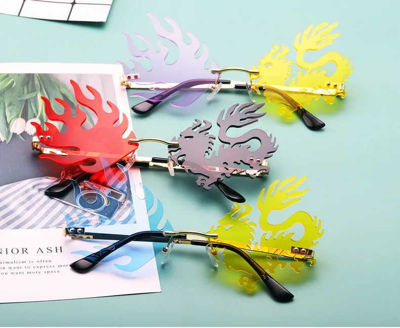 New Arrive Chinese Personalized Sunglasses Rimless Frame Chinese Style with Loong and Phoenix Wacky Sunglasses 2020, Picture
New Arrive Chinese Personalized Sunglasses Rimless Frame Chinese Style with Loong and Phoenix Wacky Sunglasses 2020, Picture