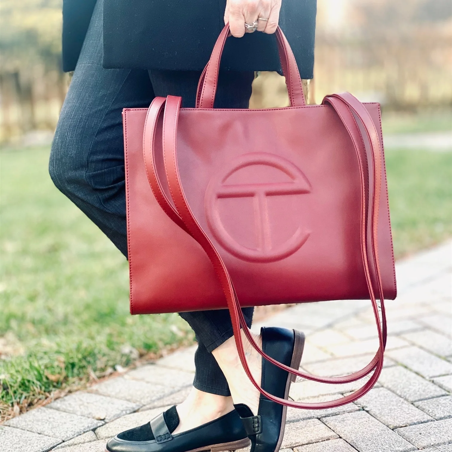 Wholesale tas wanita designer handbags famous brands telfar bag fashion tote bags for ladies luxury
Wholesale tas wanita designer handbags famous brands telfar bag fashion tote bags for ladies luxury