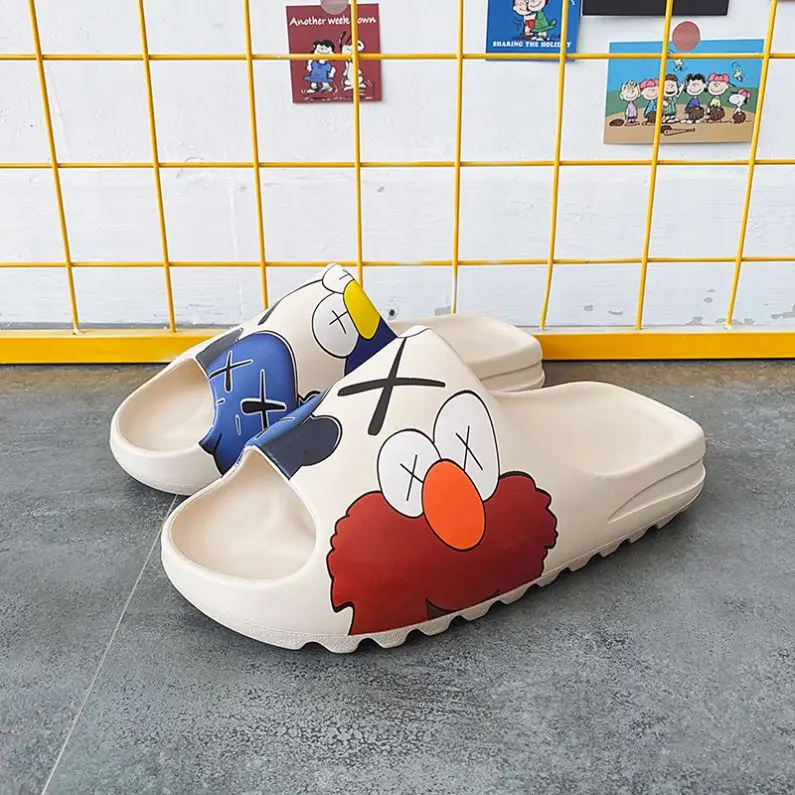 2021 Summer Indoor Breathable PU Yeezy Soft Fashion Slippers Yezzy For Women Men Slipper, Color
2021 Summer Indoor Breathable PU Yeezy Soft Fashion Slippers Yezzy For Women Men Slipper, Color