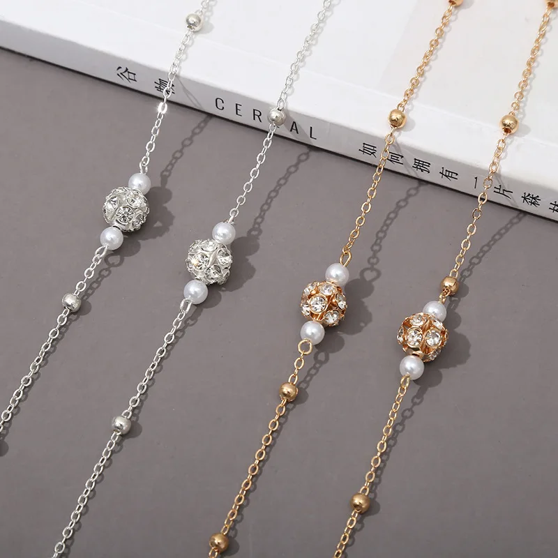 Japanese and Korean style glasses chain pendant Ruby Heart Pearl metal clavicle chain facemask lanyard
Japanese and Korean style glasses chain pendant Ruby Heart Pearl metal clavicle chain facemask lanyard