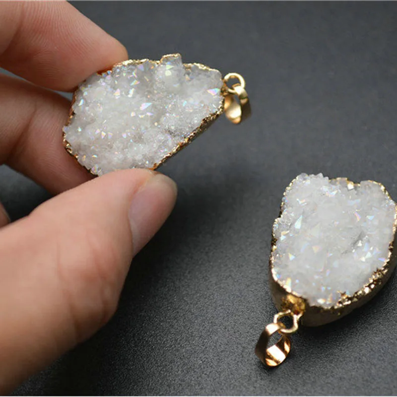 Natural White Druzy Quartz Flat Pear Shape Stone Pendant Gold plating Jewelry Supplies
Natural White Druzy Quartz Flat Pear Shape Stone Pendant Gold plating Jewelry Supplies