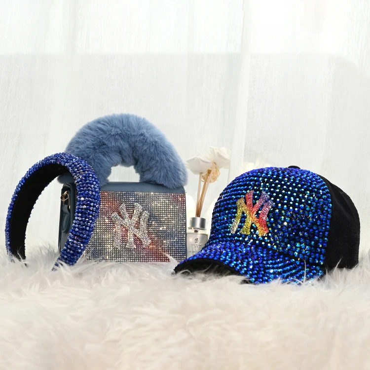 2021 bling ny purse and headbands mini 3 pieces rhinestone ny fur purse and hat, 12colours
2021 bling ny purse and headbands mini 3 pieces rhinestone ny fur purse and hat, 12colours