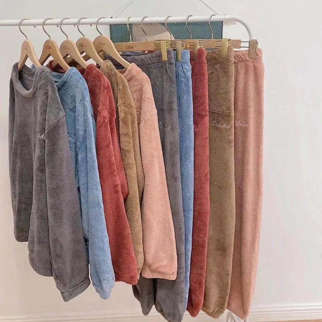 Wholesale new design Ladies pattern pajamas women winter flannel christmas kids pajamas
Wholesale new design Ladies pattern pajamas women winter flannel christmas kids pajamas