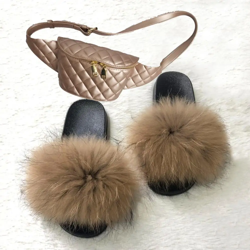 Wholesale 2 Piece Genuine Lady Fox Sandals Slides Cute Fluffy Women Fur Slippers With Jelly Purses Set
Wholesale 2 Piece Genuine Lady Fox Sandals Slides Cute Fluffy Women Fur Slippers With Jelly Purses Set