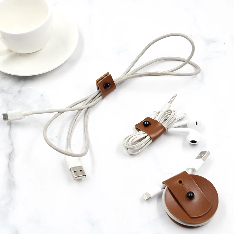 2021 New arrived Portable Leather Cable Holder USB Wire Winder Earphone Organizer, Brown colors / customized color
2021 New arrived Portable Leather Cable Holder USB Wire Winder Earphone Organizer, Brown colors / customized color