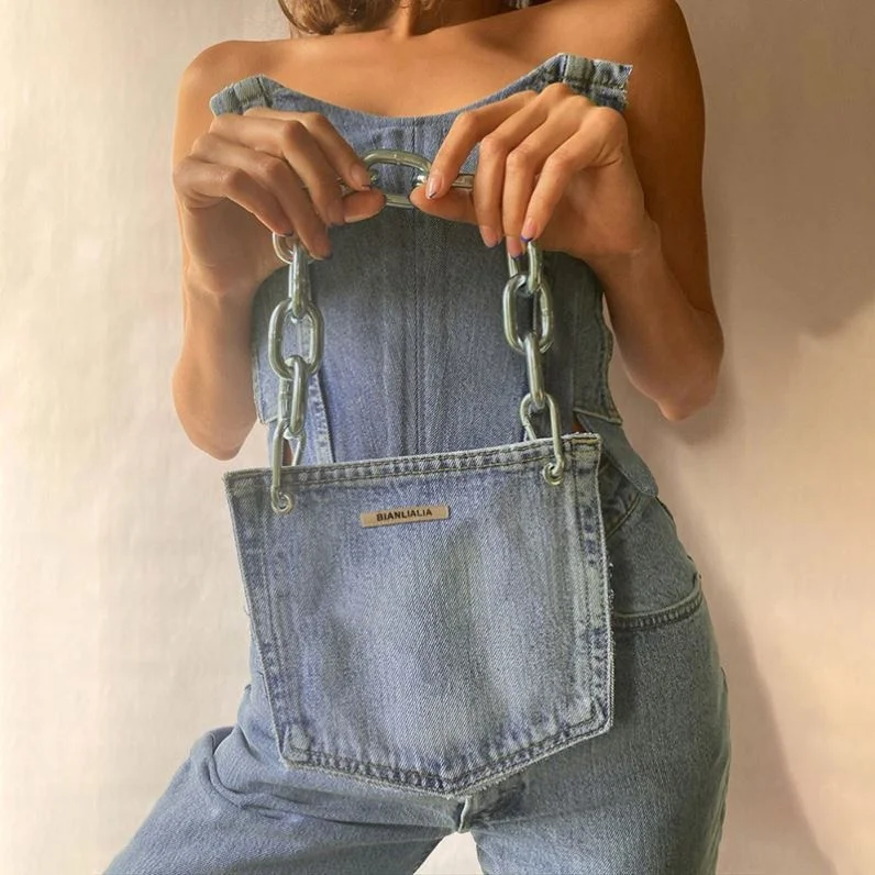 Y4520 - Cheap Factory Price Women Fashion New Sleeveless Strap Denim Top And Hanbag
Y4520 - Cheap Factory Price Women Fashion New Sleeveless Strap Denim Top And Hanbag
