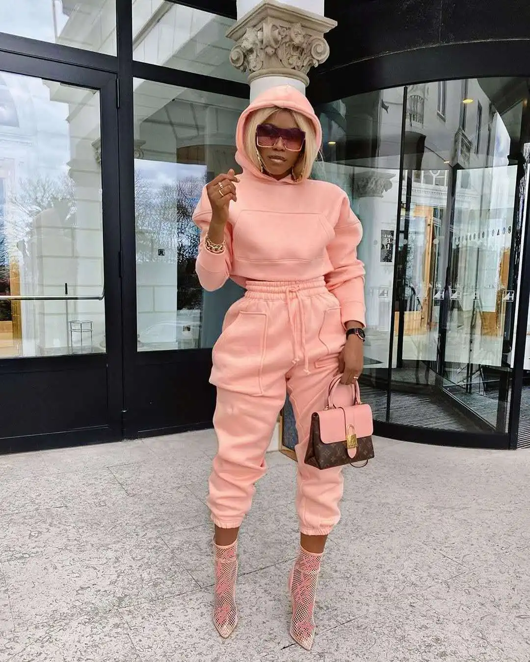 Hot New Two Piece Fall Sets Women 2 Piece Fall Set Top And Leisure Sport Suit Long Sleeve Hart Stitching Fall 2 Piece Set Women
Hot New Two Piece Fall Sets Women 2 Piece Fall Set Top And Leisure Sport Suit Long Sleeve Hart Stitching Fall 2 Piece Set Women