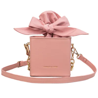 Square Bag 2021 shoulder bag sweet bowknot drawstring bucket bag women handbags, White,black,pink
Square Bag 2021 shoulder bag sweet bowknot drawstring bucket bag women handbags, White,black,pink