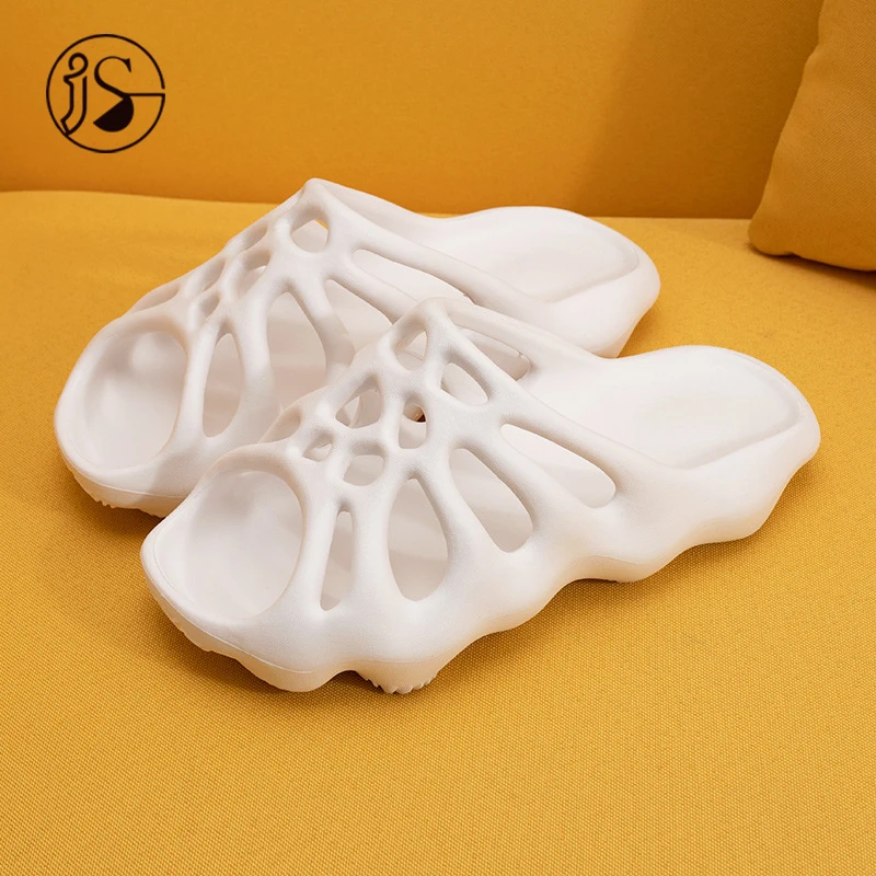 yezzy slides Hot wholesale 2021 couple yezzy slippers skeleton couple shoes EVA beach slippers
yezzy slides Hot wholesale 2021 couple yezzy slippers skeleton couple shoes EVA beach slippers