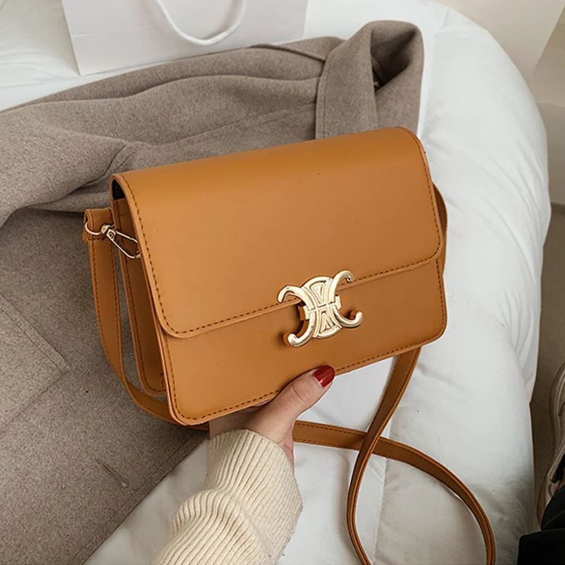 Solid color leather shoulder messenger bag new ladies chain handbags fashion casual shopping multi-layer envelope bag
Solid color leather shoulder messenger bag new ladies chain handbags fashion casual shopping multi-layer envelope bag