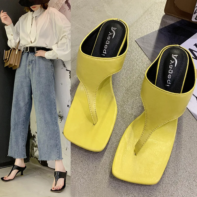 2021 spring new sandals hot style outer wear flip flops women all-match square toe mid-heel sandals, Picture
2021 spring new sandals hot style outer wear flip flops women all-match square toe mid-heel sandals, Picture