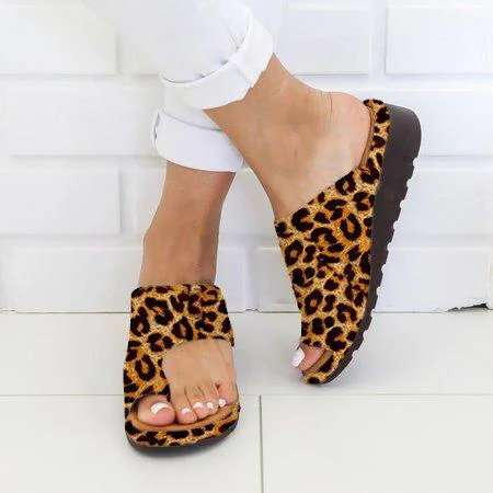 Manufacturer High Quality Comfortable Breathable Sandals Casual Flat Women Slippers For Women
Manufacturer High Quality Comfortable Breathable Sandals Casual Flat Women Slippers For Women
