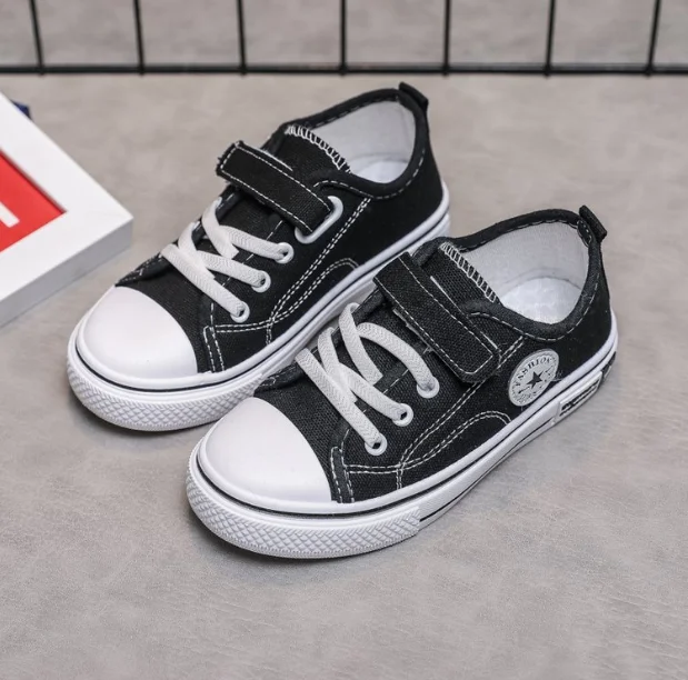 2021 spring and summer new fashion high quality campus designer boys' and girls' versatile children's canvas casual shoes
2021 spring and summer new fashion high quality campus designer boys' and girls' versatile children's canvas casual shoes