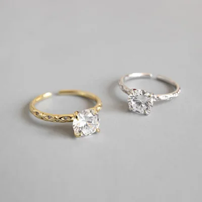 S925 Sterling Silver Simple Dainty Delicate Gold Plated Rings Four Claw Round Diamond Zircon Women Rings silver jewelry
S925 Sterling Silver Simple Dainty Delicate Gold Plated Rings Four Claw Round Diamond Zircon Women Rings silver jewelry