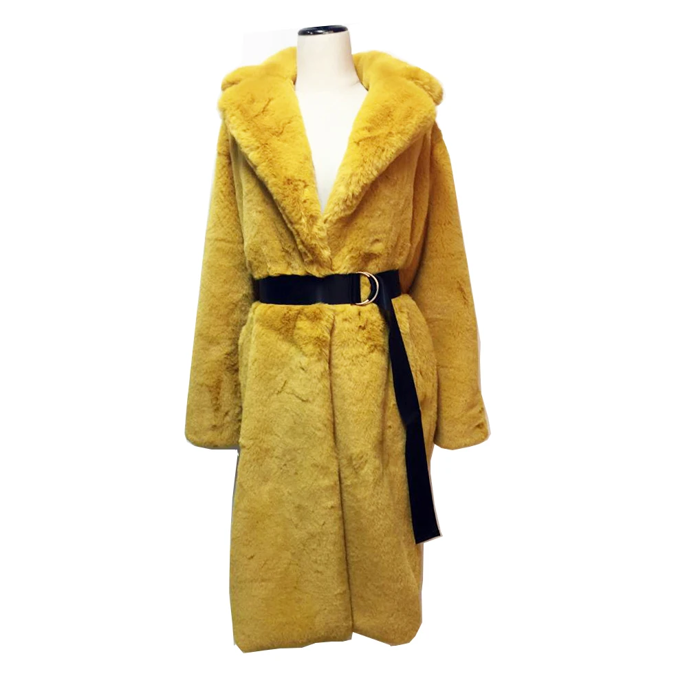 2020 Winter women luxury warm turn down collar long sleeve ladies faux fur coat
2020 Winter women luxury warm turn down collar long sleeve ladies faux fur coat