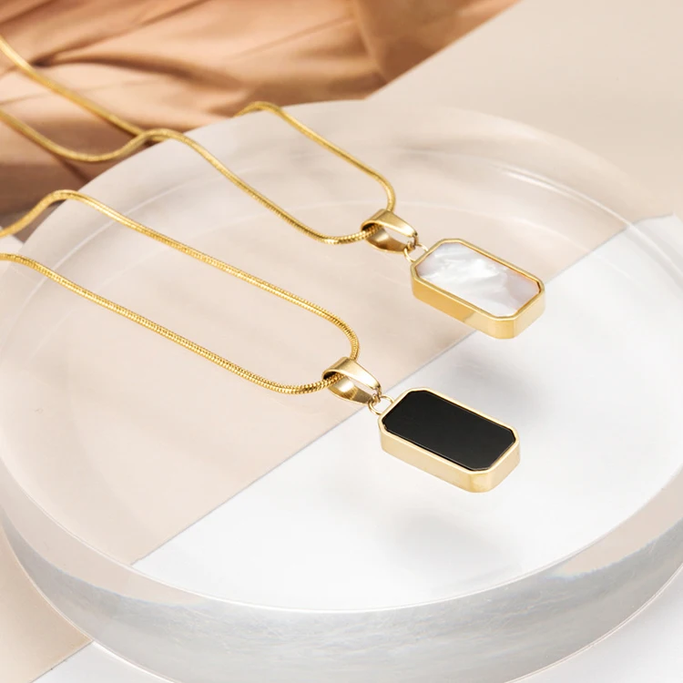 18k gold plated geometric choker stainless steel double sided black white natural sea shell encasing pendant necklace for women, Gold or rose gold
18k gold plated geometric choker stainless steel double sided black white natural sea shell encasing pendant necklace for women, Gold or rose gold