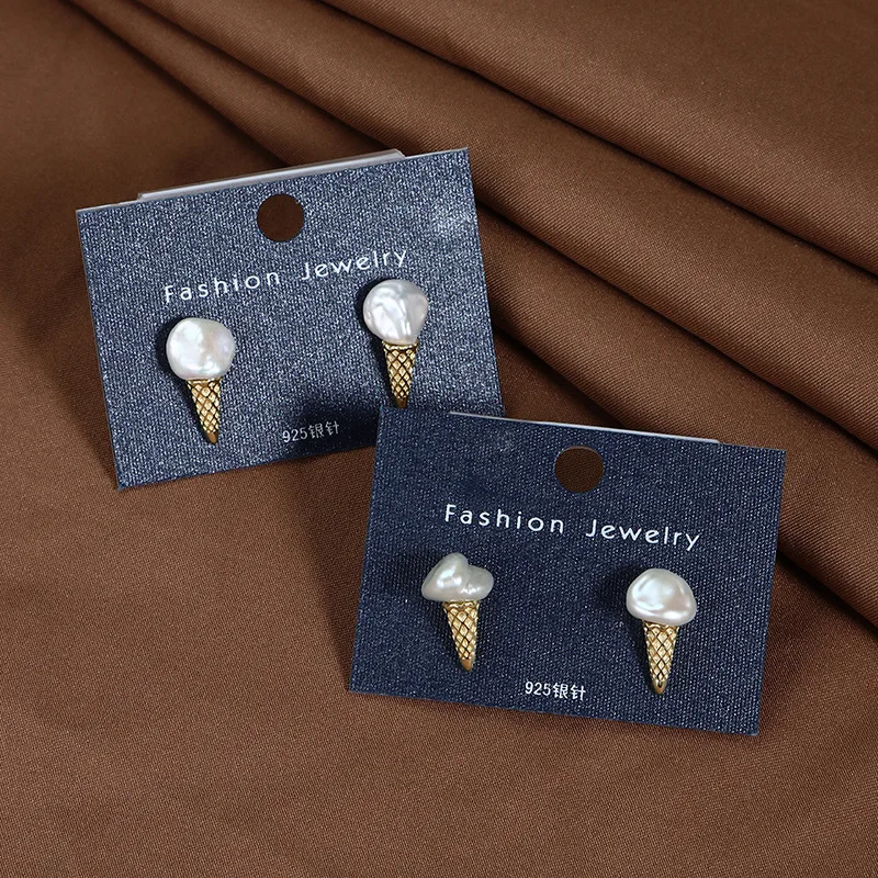 Original design sweet natural freshwater baroque pearl earrings 925 sterling silver freshwater pearl ice cream earrings
Original design sweet natural freshwater baroque pearl earrings 925 sterling silver freshwater pearl ice cream earrings