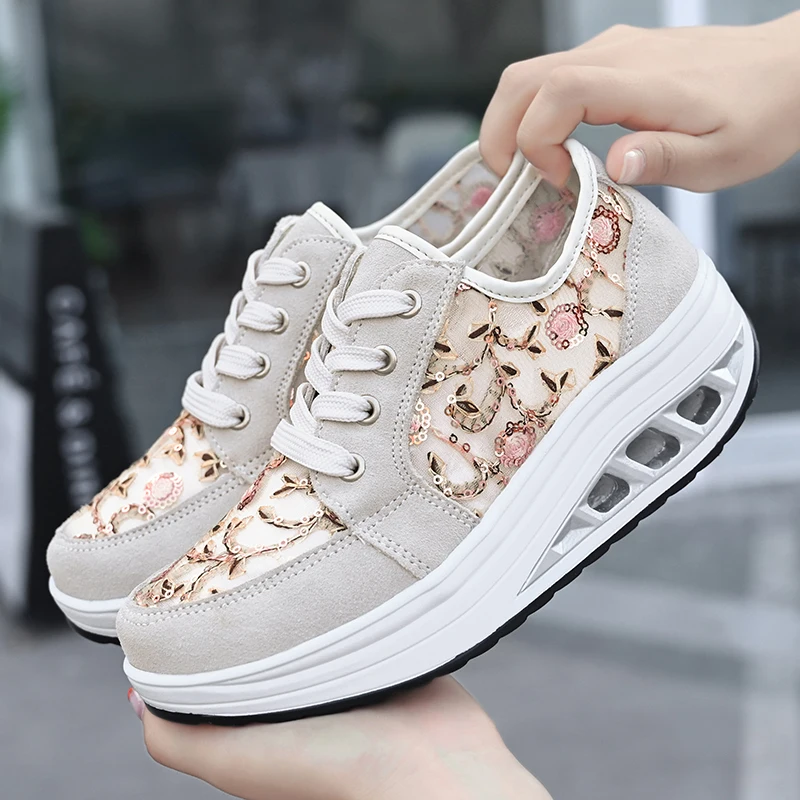 Women Sneakers size Lace Pu Leather Shoes Black Casual Platform Breathable Walking Sneaker New Fashion Woman Sport Shoes
Women Sneakers size Lace Pu Leather Shoes Black Casual Platform Breathable Walking Sneaker New Fashion Woman Sport Shoes