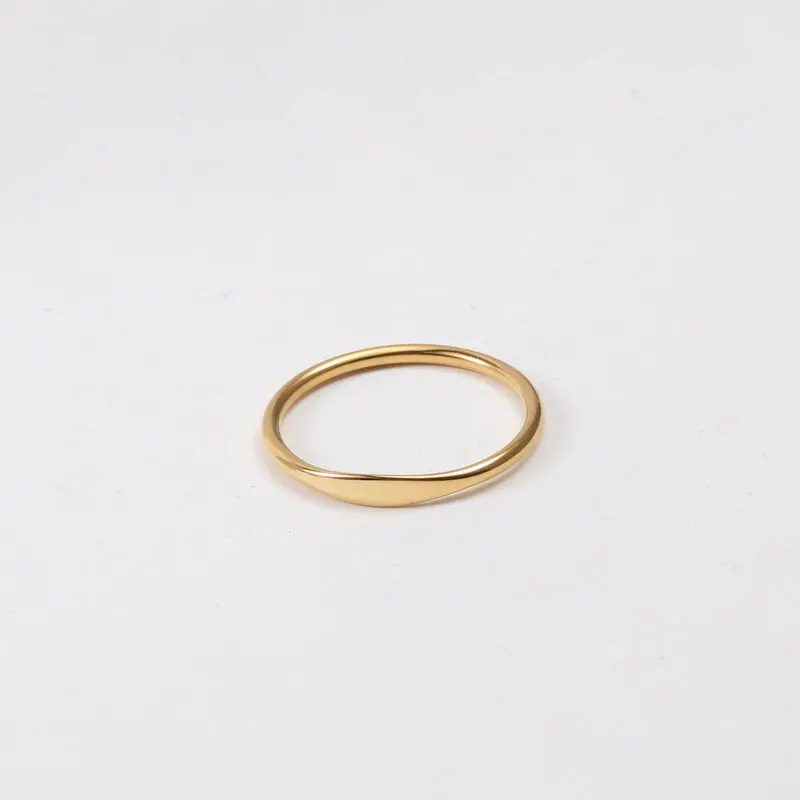 High End 18K Plain Flat Belt Dainty Rings Stainless Steel Trendy Simple Gold Plated Jewelry
High End 18K Plain Flat Belt Dainty Rings Stainless Steel Trendy Simple Gold Plated Jewelry