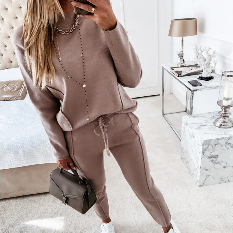 wholesale High collar long sleeve sweatshirt pocket trousers casual two piece sweater set women clothing
wholesale High collar long sleeve sweatshirt pocket trousers casual two piece sweater set women clothing
