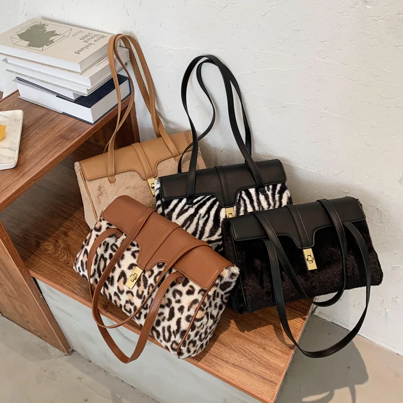 Fashion Leopard Print Fur Bags Women Handbags Purses for Women 2021 Handbag Luxury Handbags, 4 colors
Fashion Leopard Print Fur Bags Women Handbags Purses for Women 2021 Handbag Luxury Handbags, 4 colors